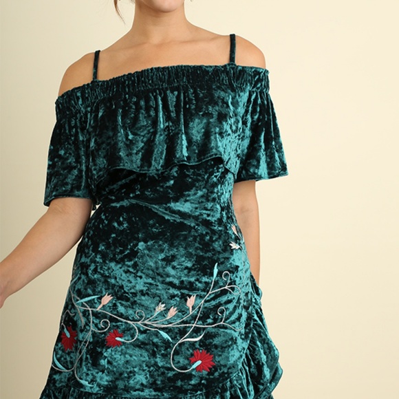 Umgee Dress Size S M L Black Velvet Embroidered Floral Whimsigoth Tunic Womens - Picture 4 of 4